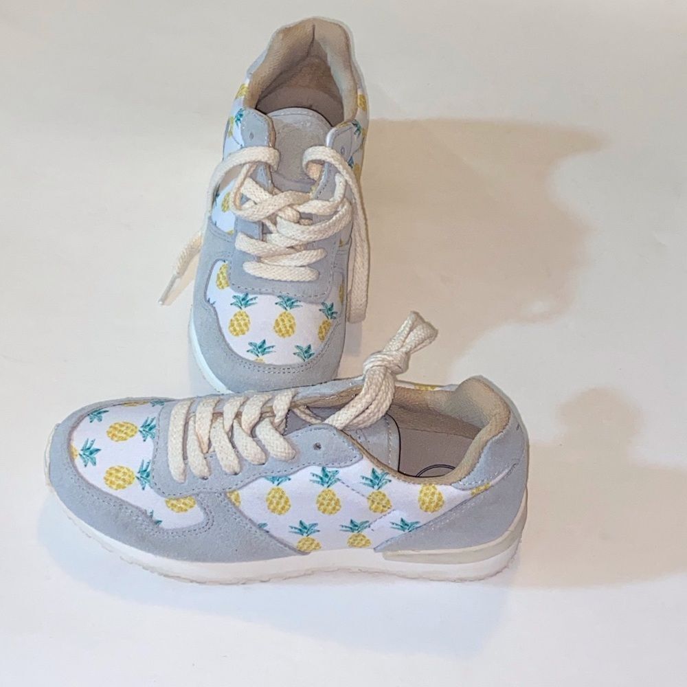 Inkkas Unisex USA-W 5 USA-M 3 Pineapple Print Sneakers - Blue and Yellow